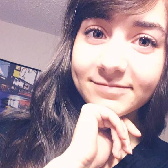 Meet your Posher, Kymber - Picture 1 of 1